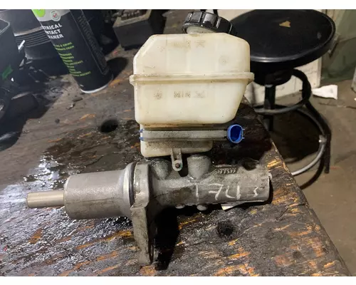 MERCEDES-BENZ Sprinter Brake Master Cylinder