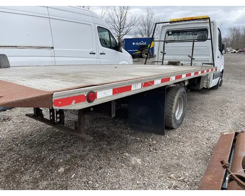 MERCEDES-BENZ Sprinter Complete Vehicle