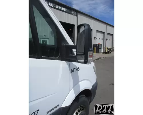 MERCEDES-BENZ Sprinter Mirror (Side View)