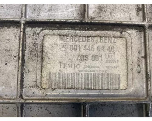 MERCEDES 0014466440 ECM (engine)