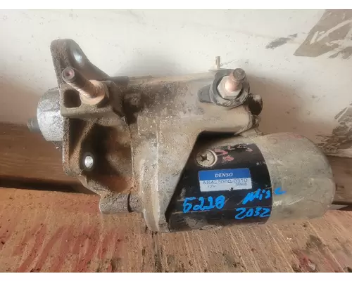 MERCEDES 4.3L 4CYL Starter Motor