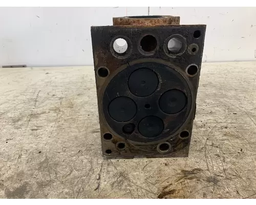 MERCEDES A4600100820 Cylinder Head