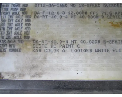 MERCEDES ART40-04 Rear End