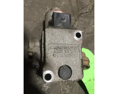 MERCEDES CASCADIA Engine Parts, Misc.