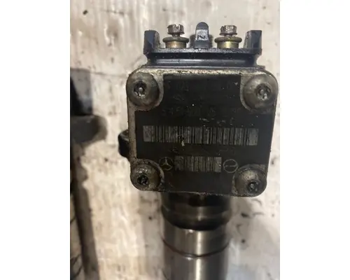 MERCEDES L9500 SERIES Fuel Injector