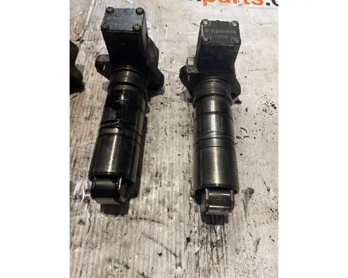 MERCEDES L9500 SERIES Fuel Injector
