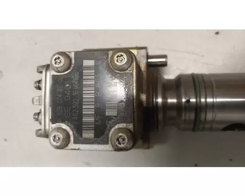 MERCEDES MBE 906 Fuel Injector