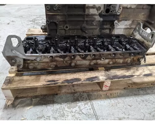 MERCEDES MBE 926 Cylinder Head
