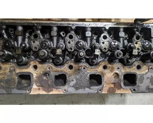 MERCEDES MBE 926 Cylinder Head