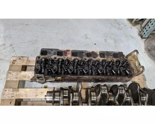 MERCEDES MBE 926 Cylinder Head