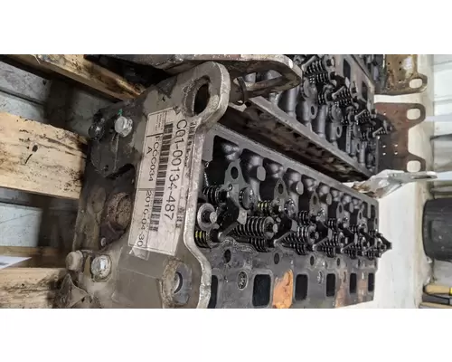 MERCEDES MBE 926 Cylinder Head