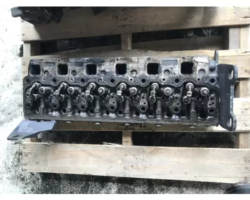 MERCEDES MBE 926 Cylinder Head