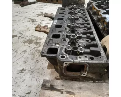 MERCEDES MBE 926 Cylinder Head