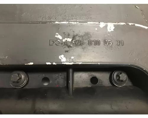 MERCEDES MBE 926 Valve Cover