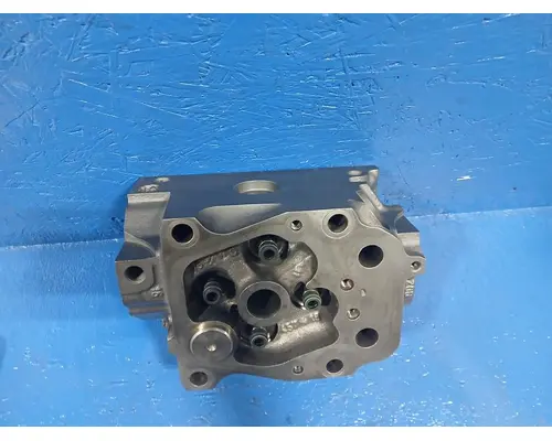 MERCEDES MBE4000 Cylinder Head