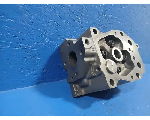 MERCEDES MBE4000 Cylinder Head