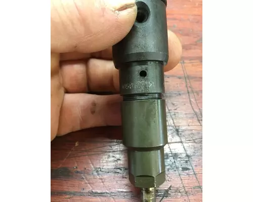 MERCEDES MBE4000 FUEL INJECTOR