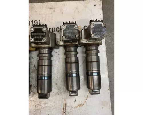 MERCEDES MBE4000 Fuel Injector