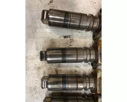 MERCEDES MBE4000 Fuel Injector