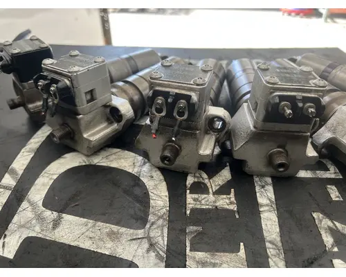 MERCEDES MBE4000 Fuel Injector