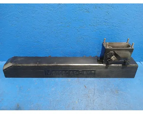 MERCEDES MBE4000 Intake Manifold