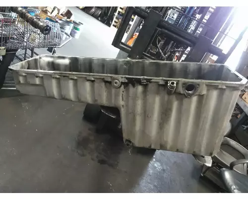 MERCEDES MBE4000 OIL PAN