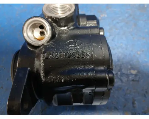 MERCEDES MBE4000 Power Steering Pump