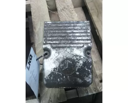 MERCEDES MBE4000 VALVE COVER