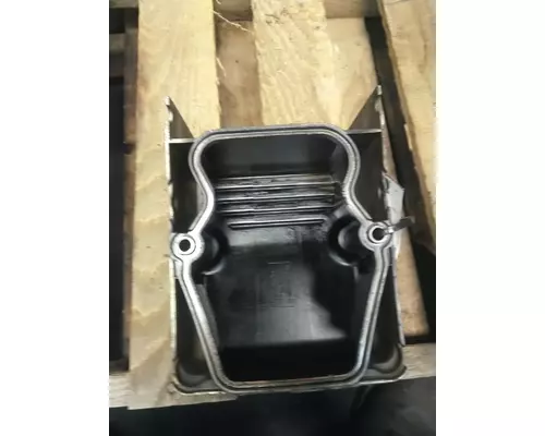 MERCEDES MBE4000 VALVE COVER