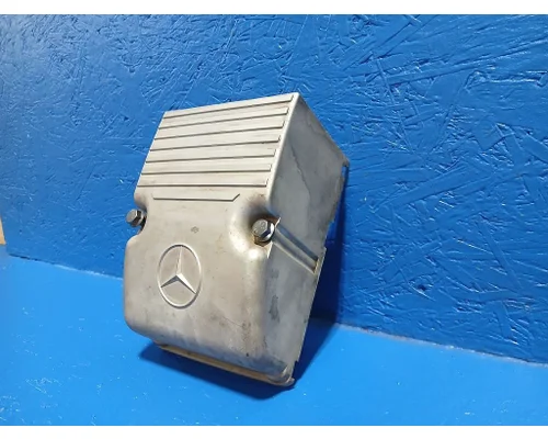 MERCEDES MBE4000 Valve Cover