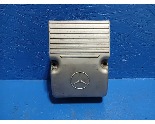 MERCEDES MBE4000 Valve Cover