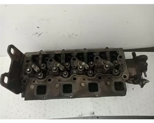 MERCEDES MBE900 Cylinder Head