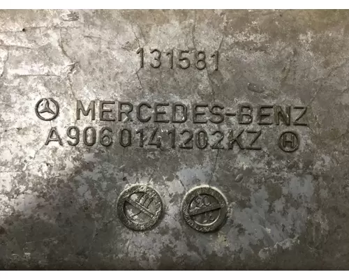 MERCEDES MBE900 Engine Oil Pan