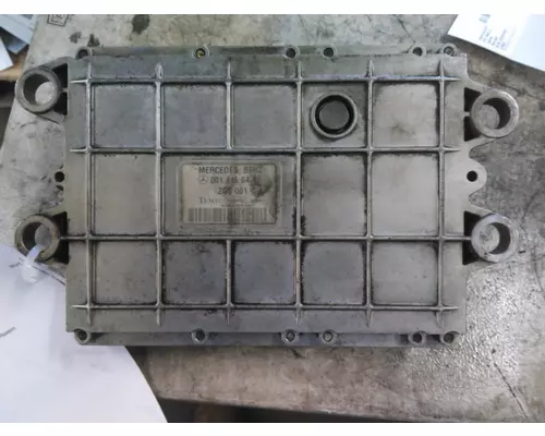 MERCEDES OM 460LA ENGINE CONTROL MODULE (ECM)