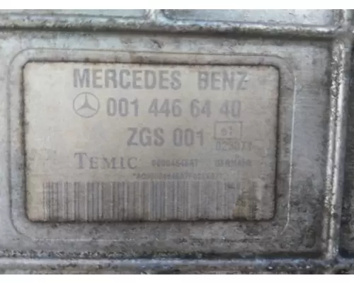 MERCEDES OM 460LA ENGINE CONTROL MODULE (ECM)