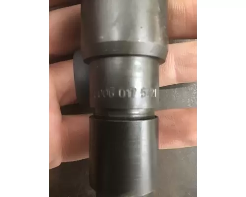 MERCEDES OM 460LA FUEL INJECTOR