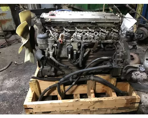 MERCEDES OM 906LA Engine Assembly