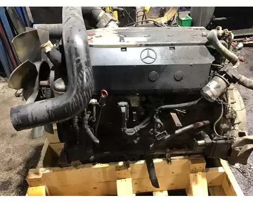 MERCEDES OM 906LA Engine Assembly