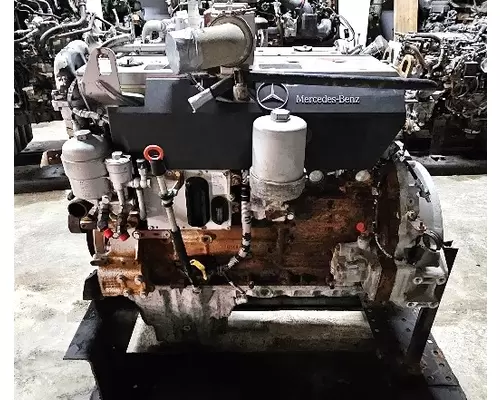 MERCEDES OM 906LA Engine Assembly