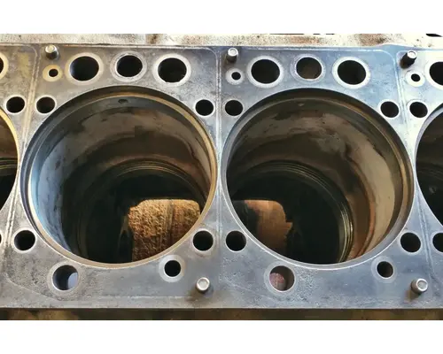 MERCEDES OM460LA Cylinder Block