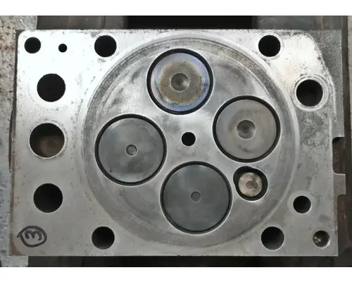 MERCEDES OM460LA Cylinder Head