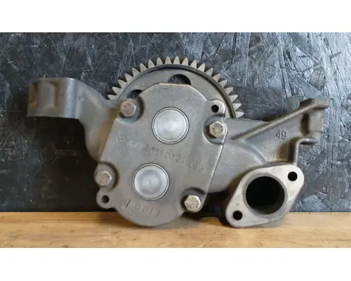 MERCEDES OM460LA Oil Pump