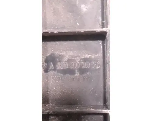 MERCEDES OM460LA Valve Coverengine cover