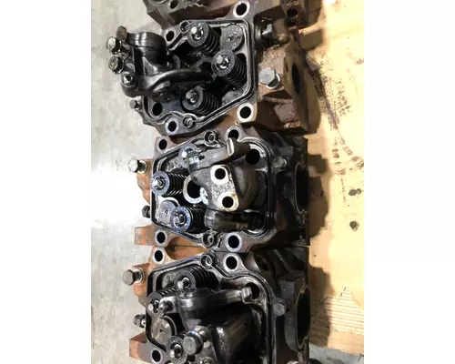 MERCEDES OM460 Cylinder Head