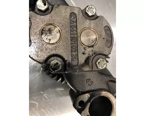 MERCEDES OM460 Oil Pump