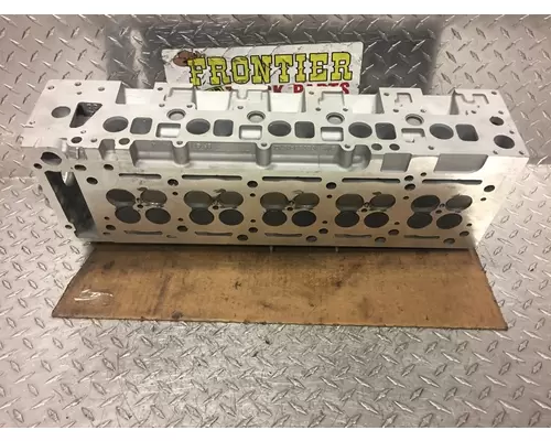 MERCEDES OM612 LA Cylinder Head