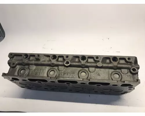 MERCEDES OM904 LA Cylinder Head