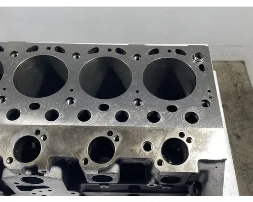 MERCEDES OM906 EGR Cylinder Block