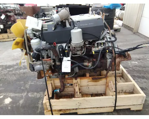 MERCEDES OM906-LA-MBE906 EPA 04 ENGINE ASSEMBLY