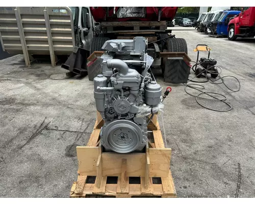 MERCEDES OM906LA Engine Assembly